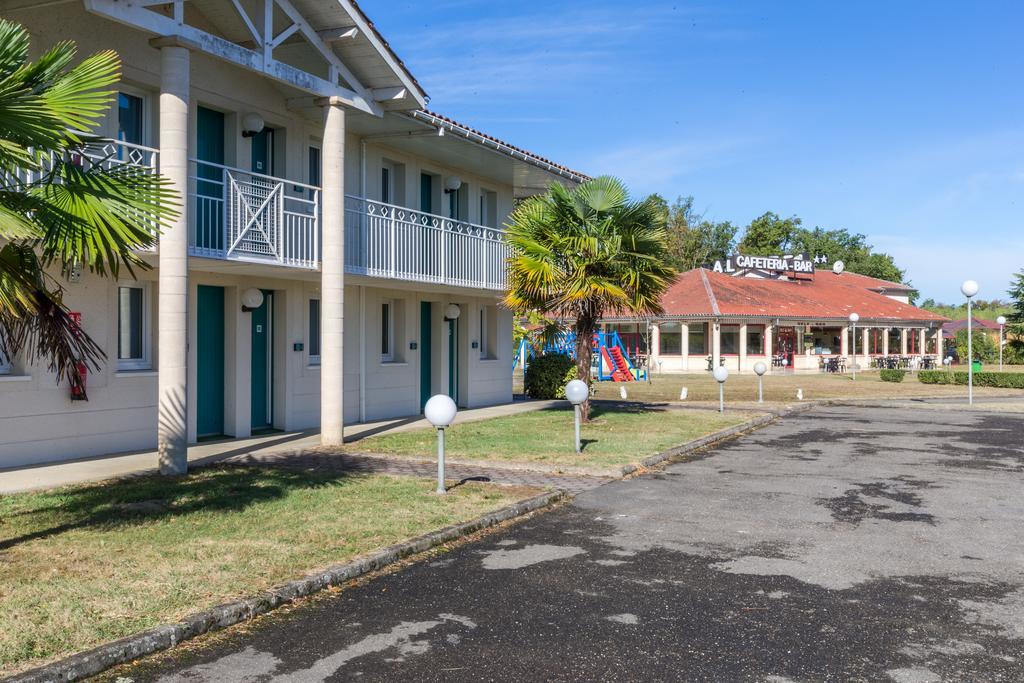 Aireco Hotel Cazères-sur-lʼAdour Exterior foto